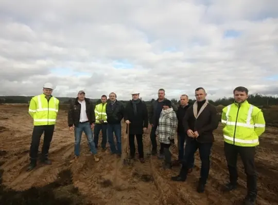 03.11.2017 - Wbicie łopaty